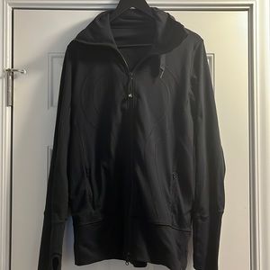 Lululemon zip up jacket, black size M longer length that covers bum, thumbholes